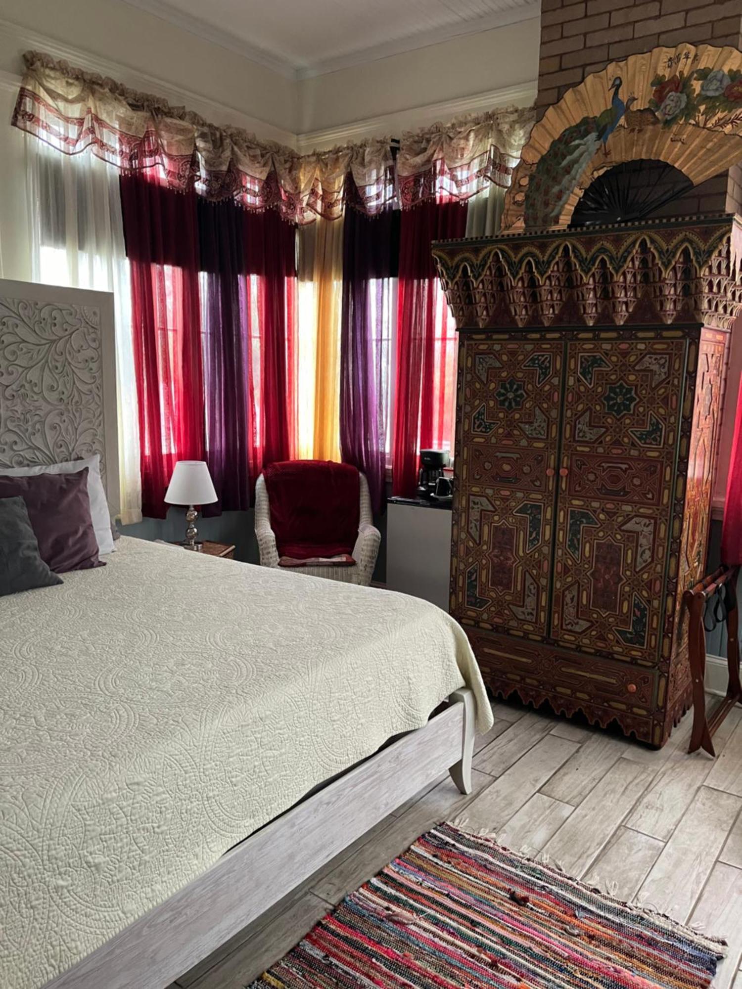 1912 Bed And Breakfast Съмтър Екстериор снимка